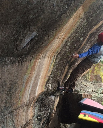 Kangaroo Fleece Pull Over